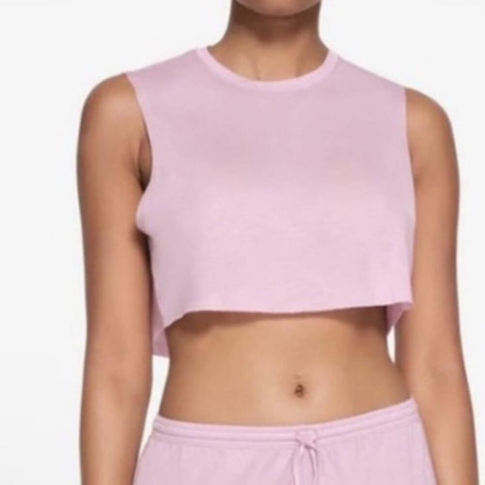 skims boyfriend crop tank in cherry blossom size medium NWT
